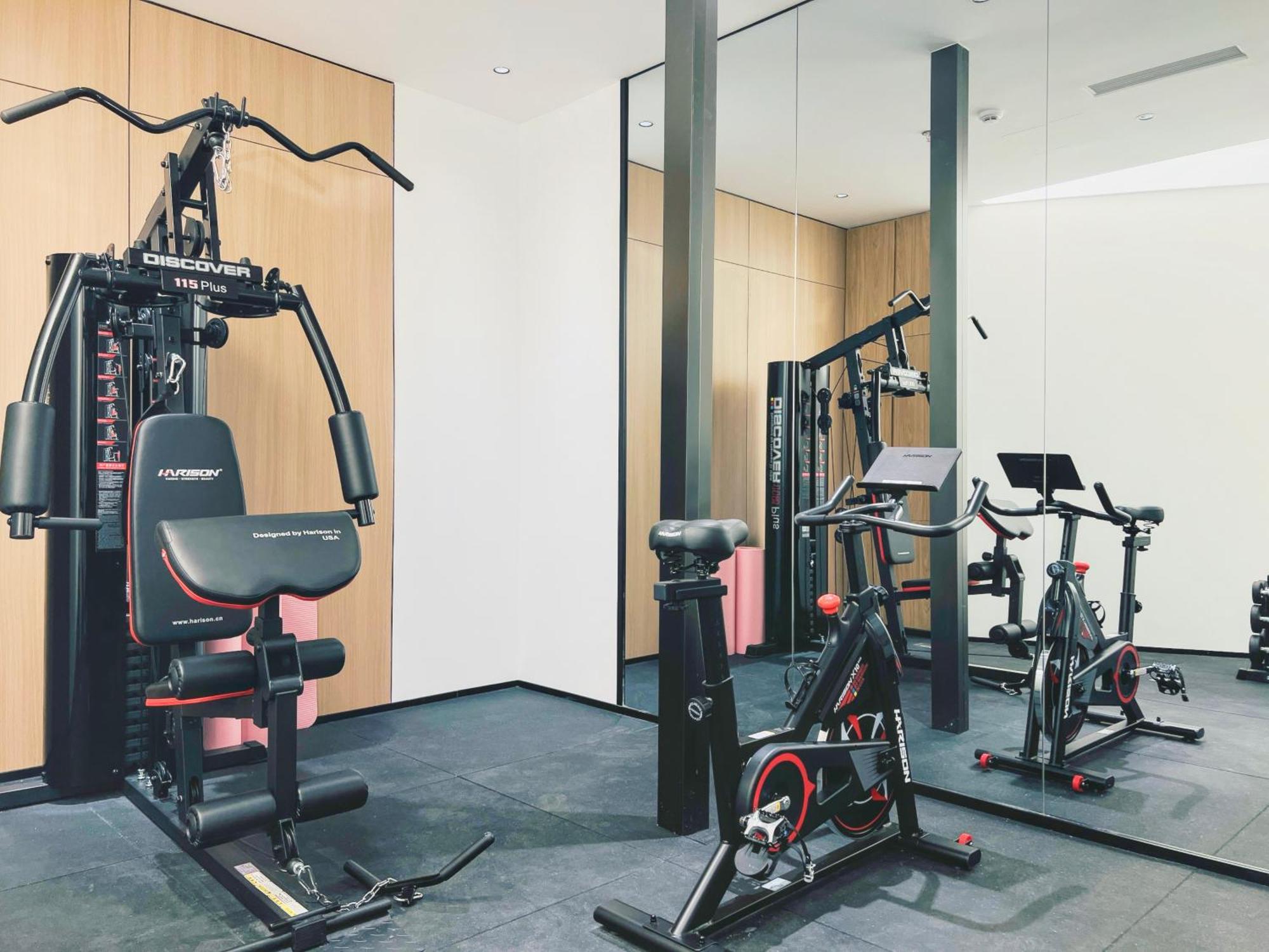Dayin Garden Hotel -Near People'S Square & Nanjing Road-Large Social Area -Bar -Cafe -Gym -Free Laundry Luggage Storage -24H Front Desk-English Service Sanghaj Kültér fotó