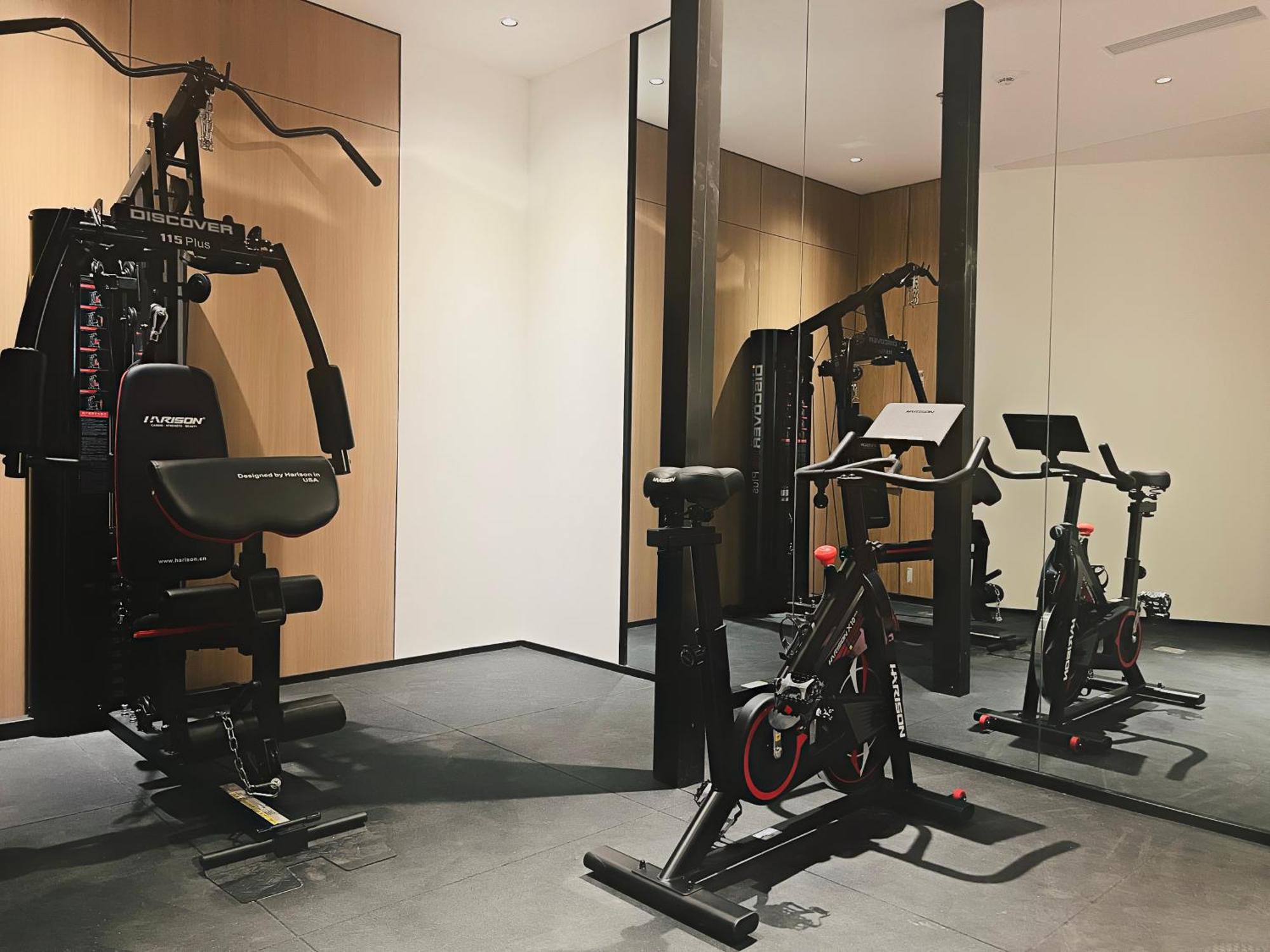 Dayin Garden Hotel -Near People'S Square & Nanjing Road-Large Social Area -Bar -Cafe -Gym -Free Laundry Luggage Storage -24H Front Desk-English Service Sanghaj Kültér fotó