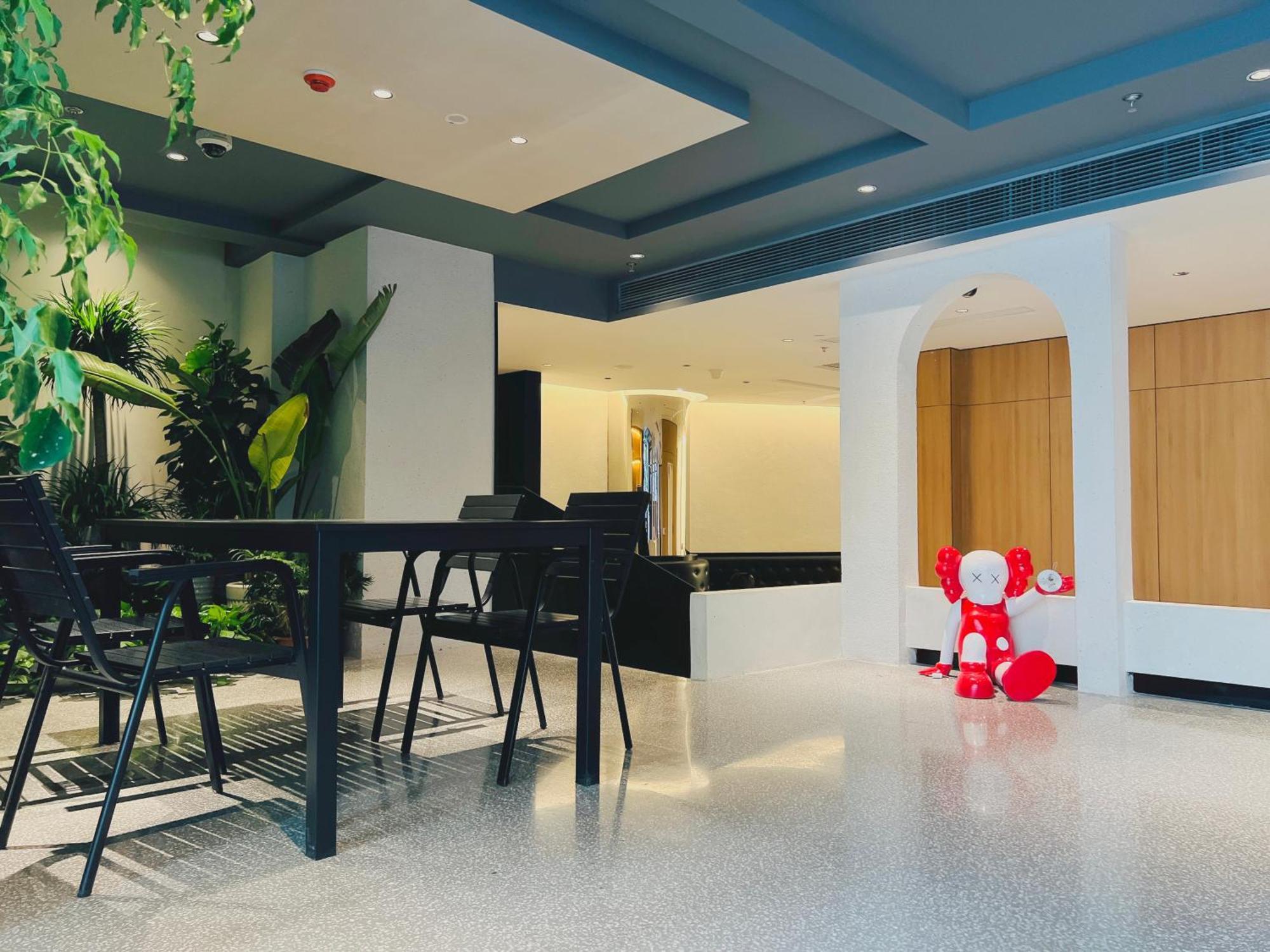 Dayin Garden Hotel -Near People'S Square & Nanjing Road-Large Social Area -Bar -Cafe -Gym -Free Laundry Luggage Storage -24H Front Desk-English Service Sanghaj Kültér fotó