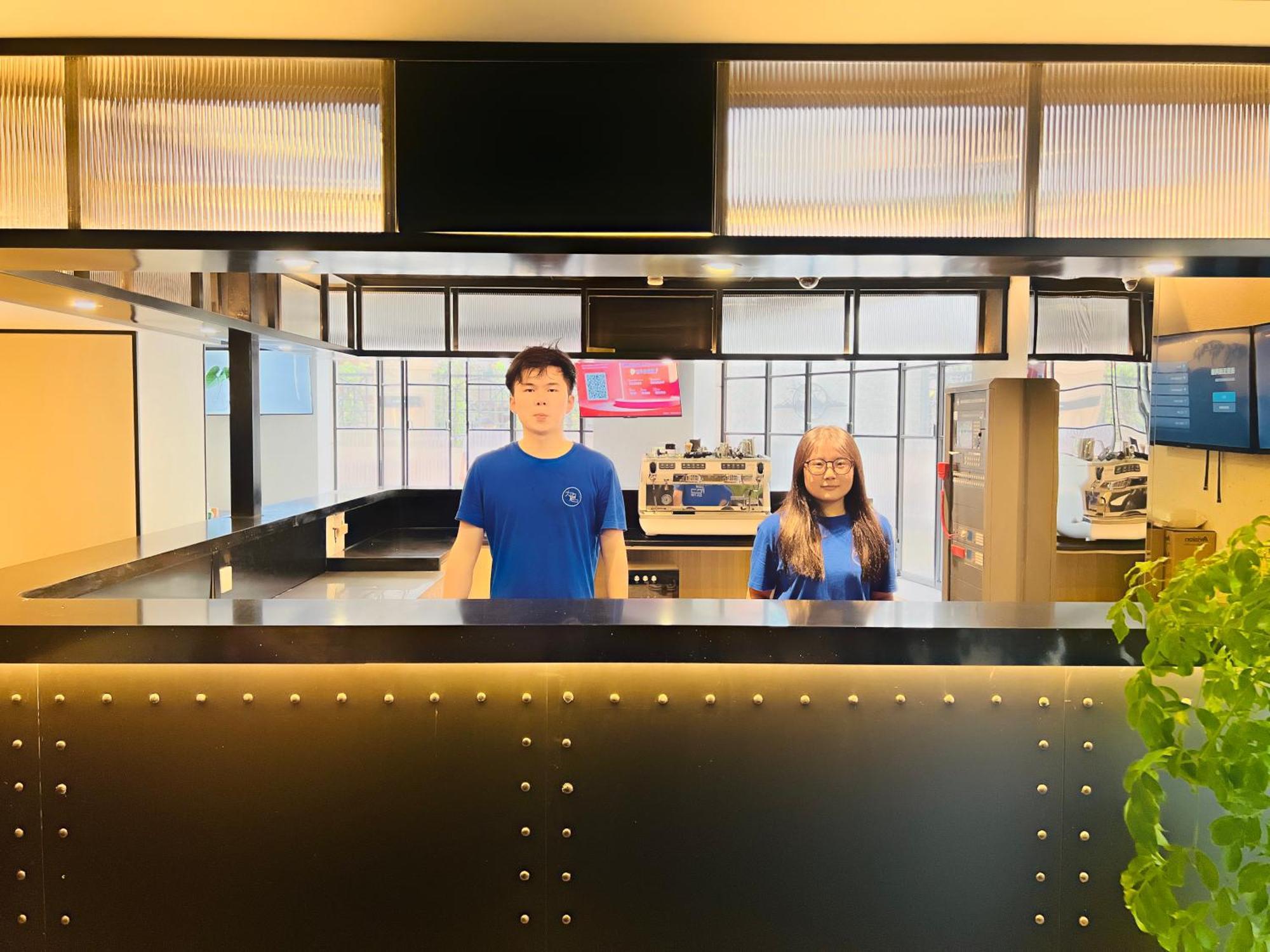 Dayin Garden Hotel -Near People'S Square & Nanjing Road-Large Social Area -Bar -Cafe -Gym -Free Laundry Luggage Storage -24H Front Desk-English Service Sanghaj Kültér fotó